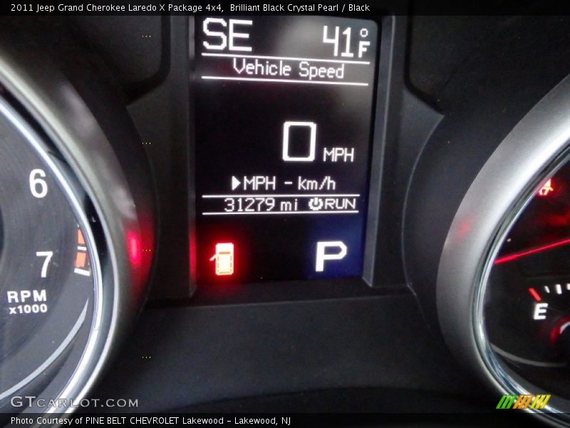 Brilliant Black Crystal Pearl / Black 2011 Jeep Grand Cherokee Laredo X Package 4x4