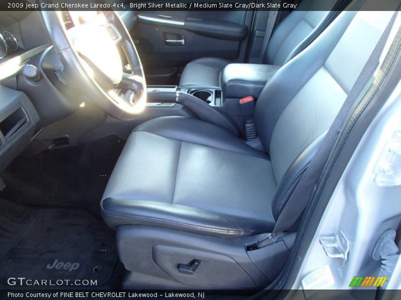 Bright Silver Metallic / Medium Slate Gray/Dark Slate Gray 2009 Jeep Grand Cherokee Laredo 4x4
