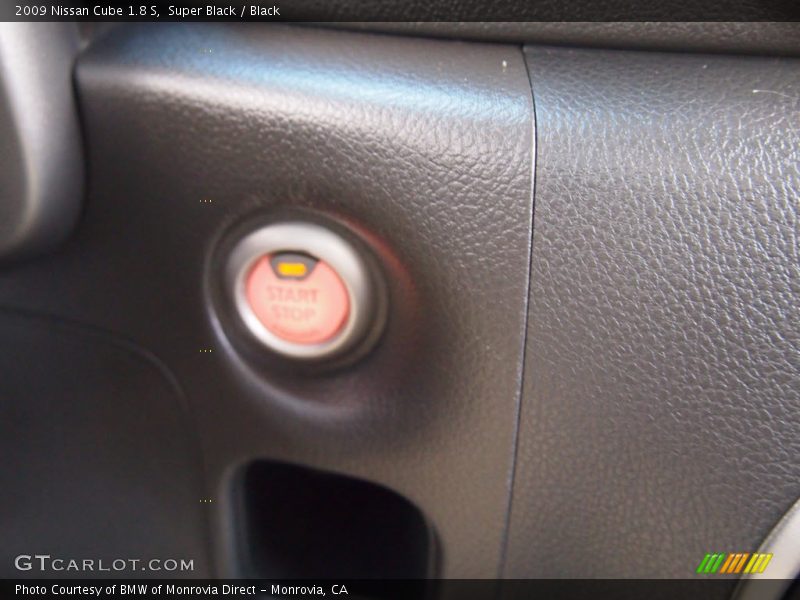 Super Black / Black 2009 Nissan Cube 1.8 S