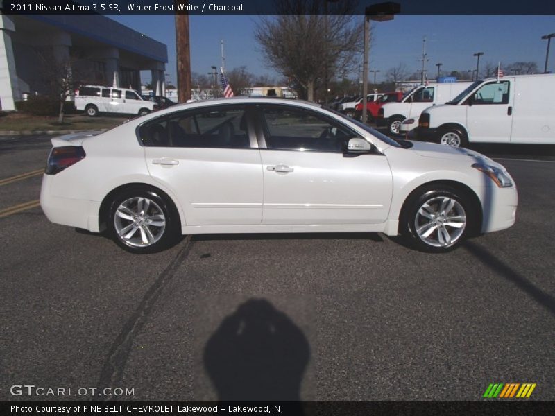 Winter Frost White / Charcoal 2011 Nissan Altima 3.5 SR