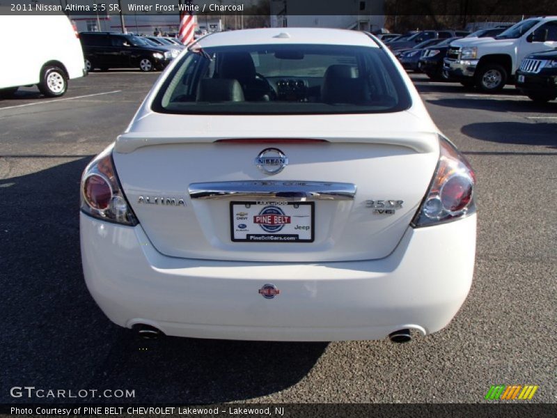 Winter Frost White / Charcoal 2011 Nissan Altima 3.5 SR