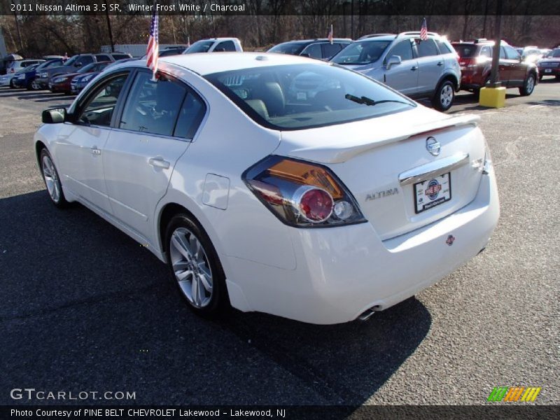 Winter Frost White / Charcoal 2011 Nissan Altima 3.5 SR