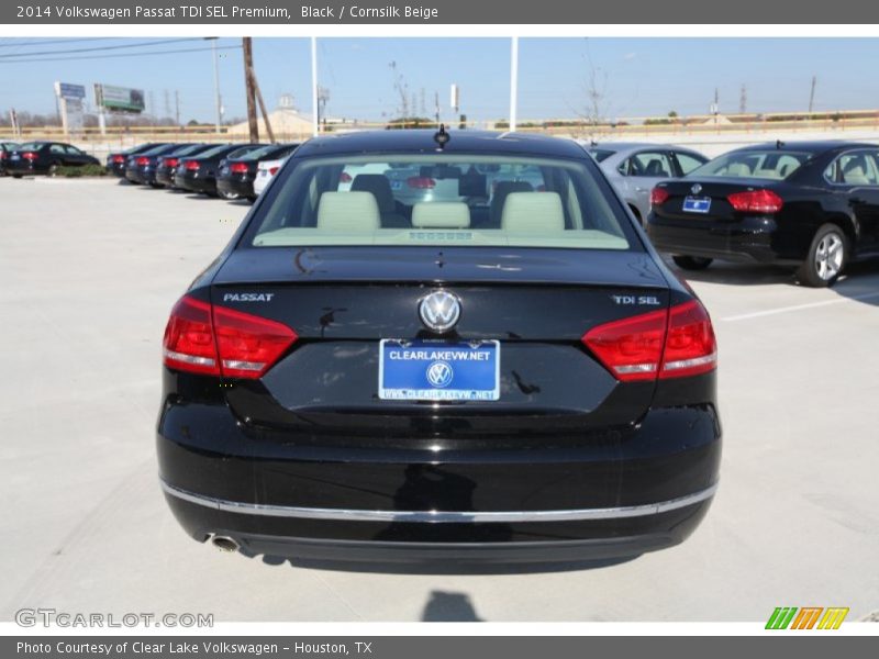 Black / Cornsilk Beige 2014 Volkswagen Passat TDI SEL Premium