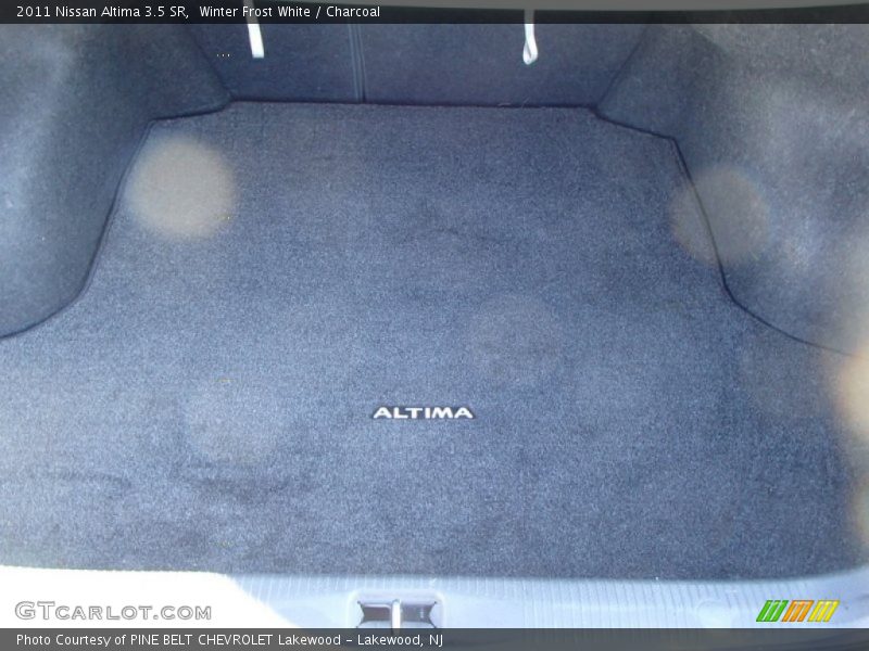 Winter Frost White / Charcoal 2011 Nissan Altima 3.5 SR