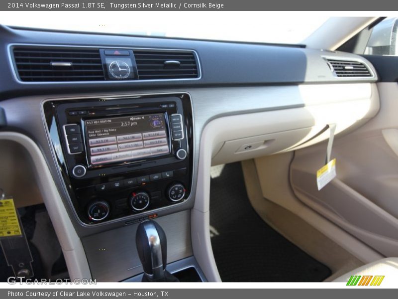 Tungsten Silver Metallic / Cornsilk Beige 2014 Volkswagen Passat 1.8T SE
