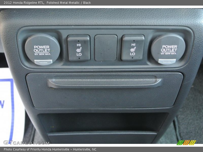 Polished Metal Metallic / Black 2012 Honda Ridgeline RTL