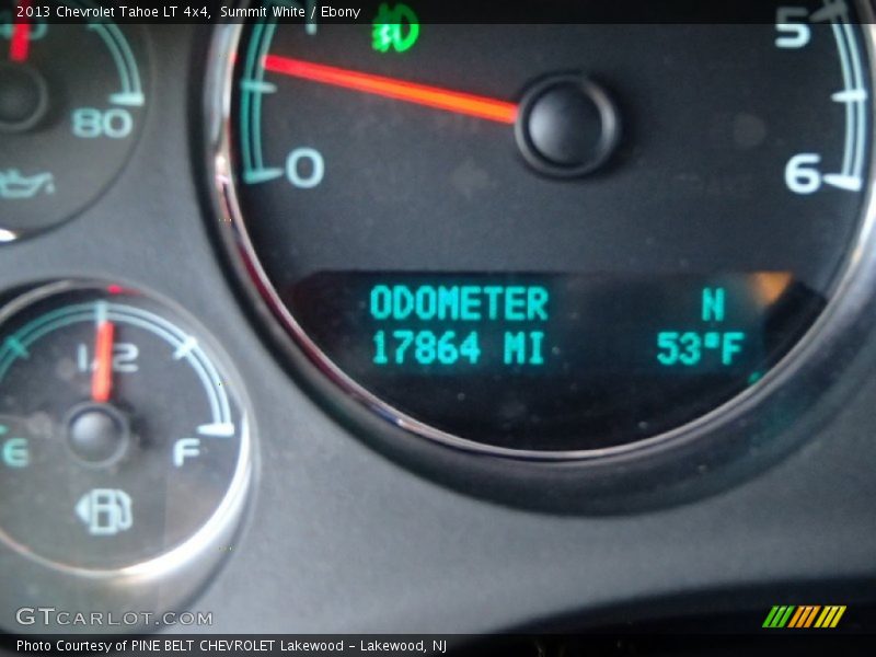 Summit White / Ebony 2013 Chevrolet Tahoe LT 4x4