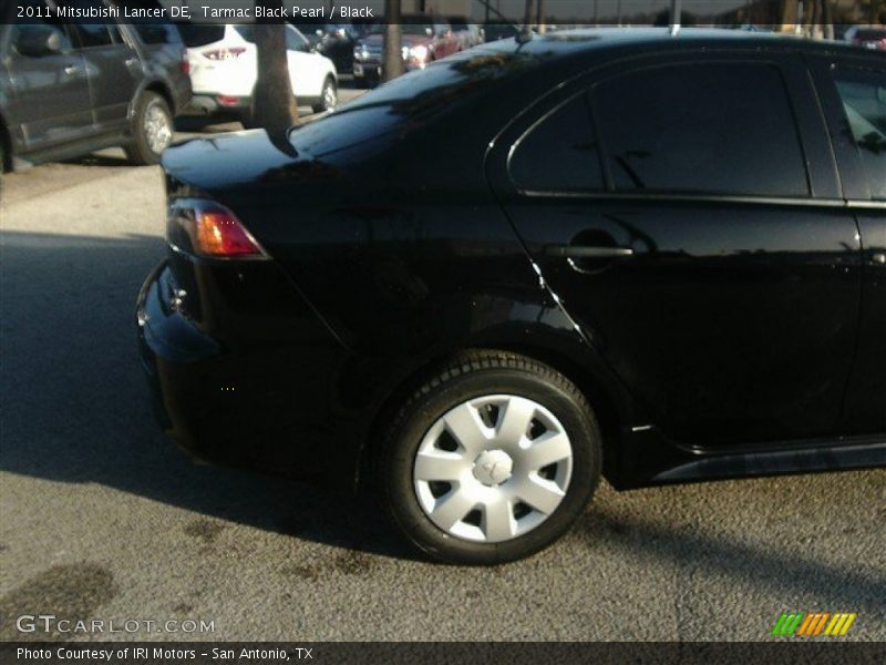 Tarmac Black Pearl / Black 2011 Mitsubishi Lancer DE