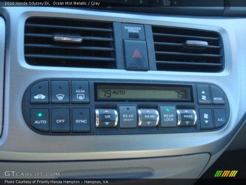 Ocean Mist Metallic / Gray 2010 Honda Odyssey EX