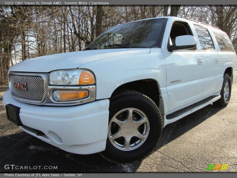 Summit White / Sandstone 2002 GMC Yukon XL Denali AWD