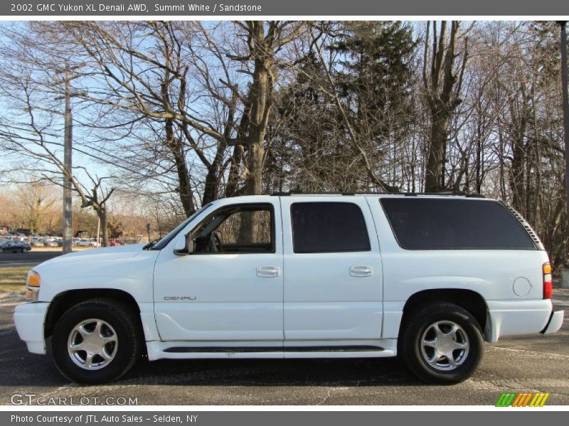 Summit White / Sandstone 2002 GMC Yukon XL Denali AWD