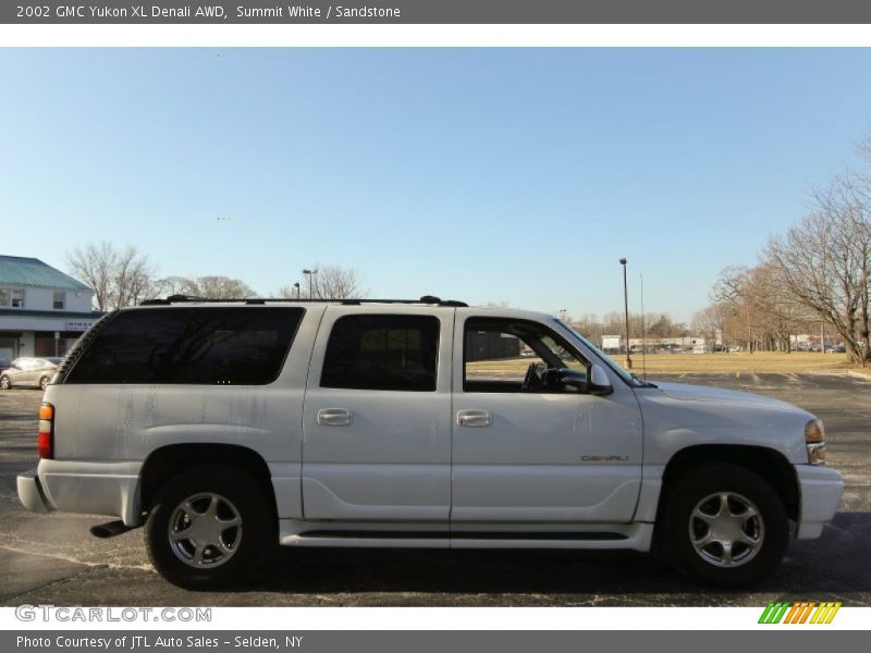 Summit White / Sandstone 2002 GMC Yukon XL Denali AWD