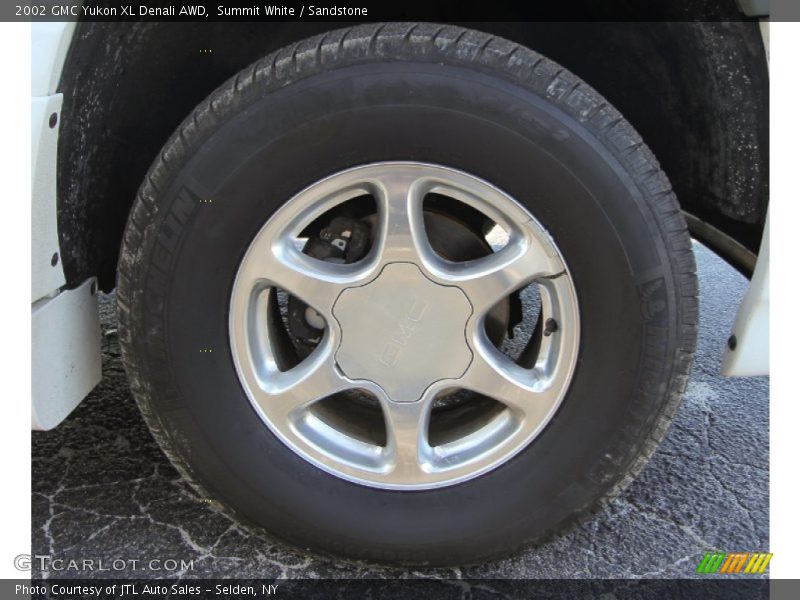 Summit White / Sandstone 2002 GMC Yukon XL Denali AWD