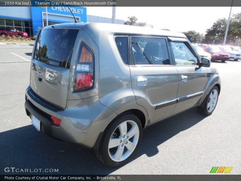 Titanium Gray / Sand/Black Houndstooth Cloth 2010 Kia Soul !