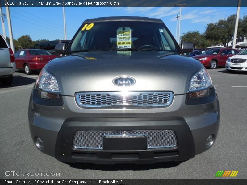 Titanium Gray / Sand/Black Houndstooth Cloth 2010 Kia Soul !