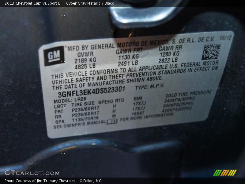 Cyber Gray Metallic / Black 2013 Chevrolet Captiva Sport LT