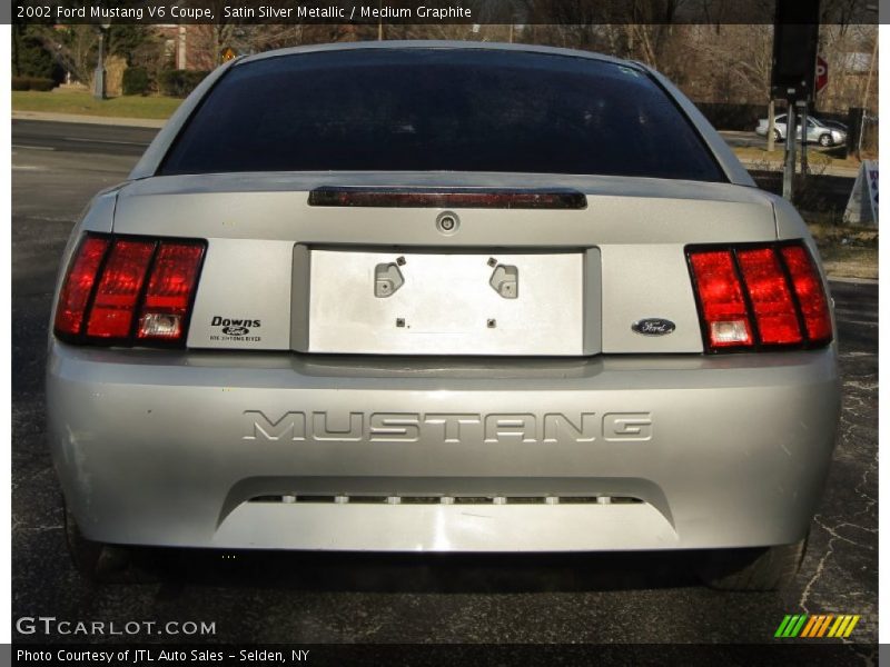 Satin Silver Metallic / Medium Graphite 2002 Ford Mustang V6 Coupe