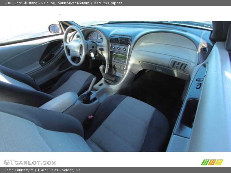 Satin Silver Metallic / Medium Graphite 2002 Ford Mustang V6 Coupe
