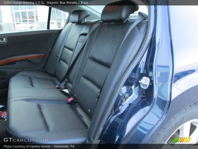Majestic Blue Metallic / Black 2004 Nissan Maxima 3.5 SL
