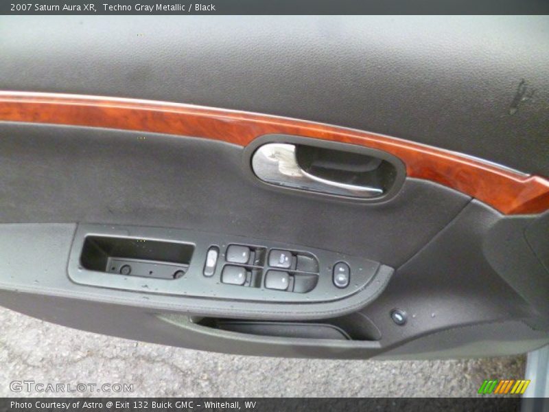 Techno Gray Metallic / Black 2007 Saturn Aura XR