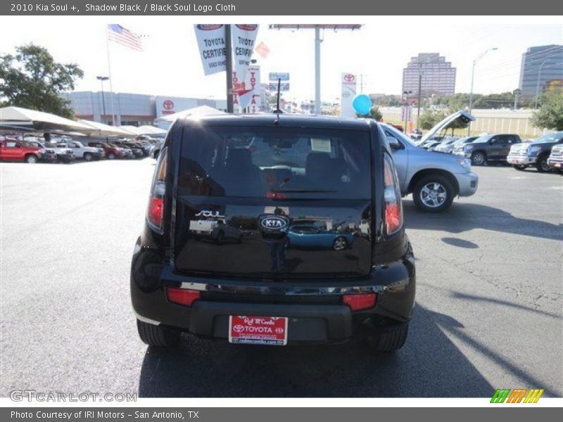 Shadow Black / Black Soul Logo Cloth 2010 Kia Soul +