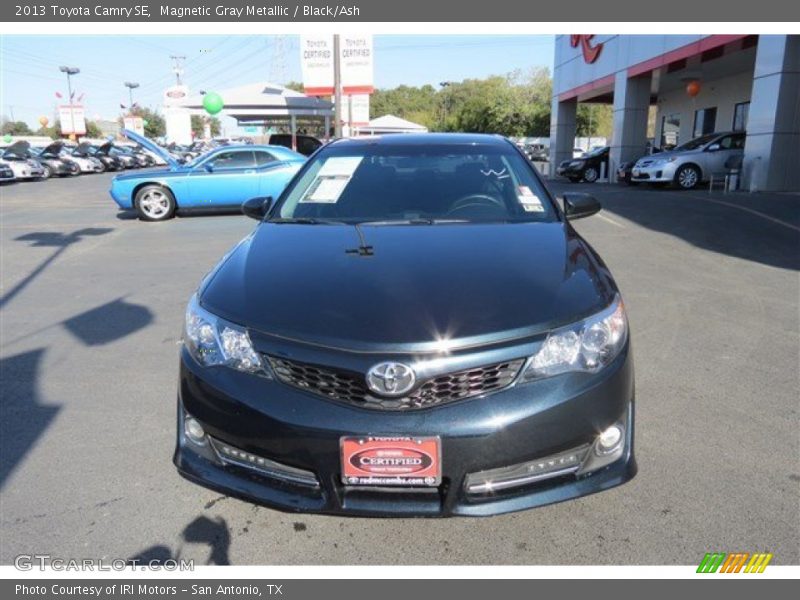 Magnetic Gray Metallic / Black/Ash 2013 Toyota Camry SE