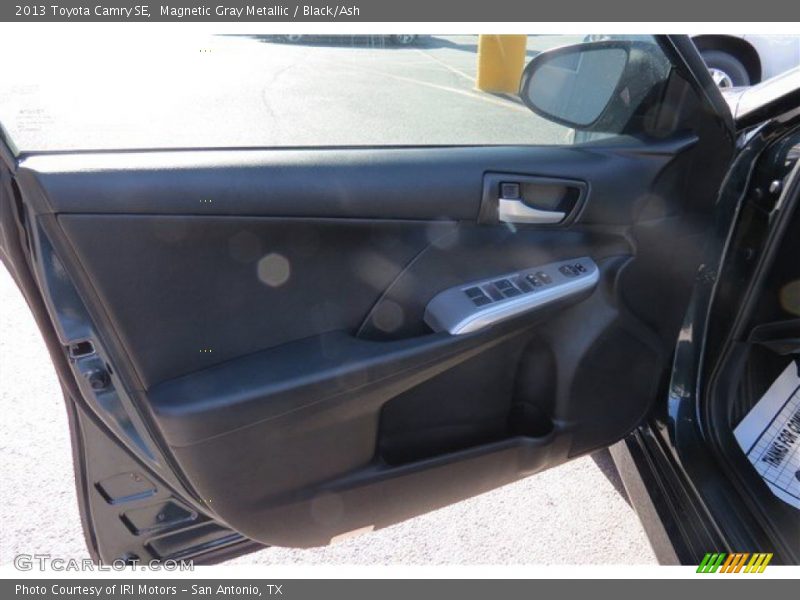 Magnetic Gray Metallic / Black/Ash 2013 Toyota Camry SE