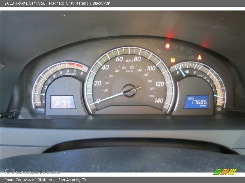 Magnetic Gray Metallic / Black/Ash 2013 Toyota Camry SE