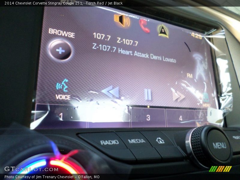 Controls of 2014 Corvette Stingray Coupe Z51