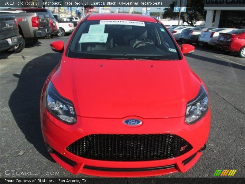 Race Red / ST Charcoal Black Full-Leather Recaro Seats 2013 Ford Focus ST Hatchback