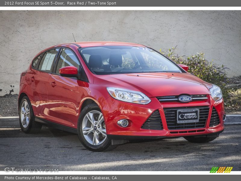 Race Red / Two-Tone Sport 2012 Ford Focus SE Sport 5-Door