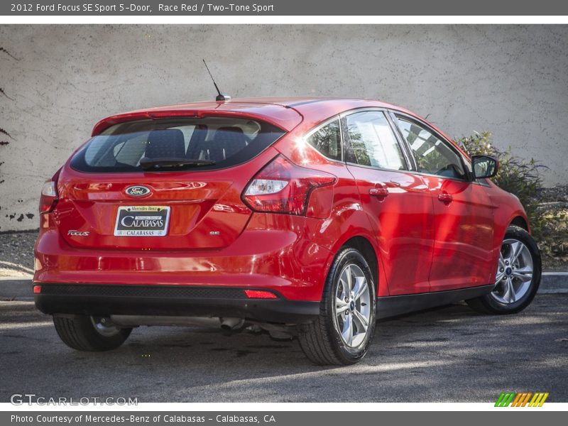 Race Red / Two-Tone Sport 2012 Ford Focus SE Sport 5-Door