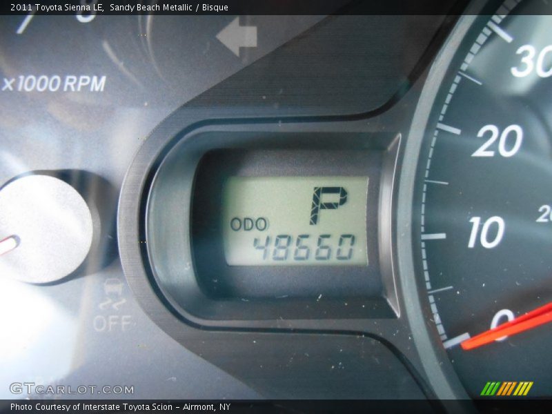 Sandy Beach Metallic / Bisque 2011 Toyota Sienna LE