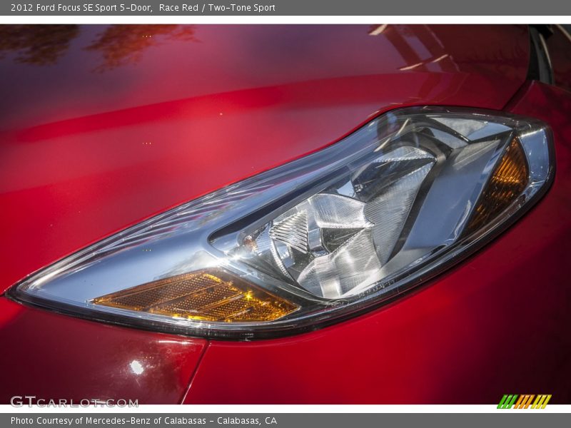 Race Red / Two-Tone Sport 2012 Ford Focus SE Sport 5-Door