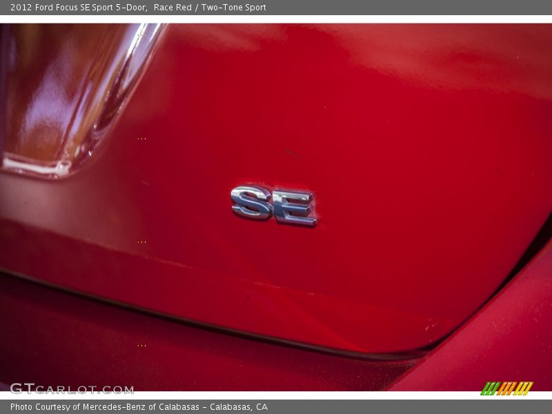 Race Red / Two-Tone Sport 2012 Ford Focus SE Sport 5-Door