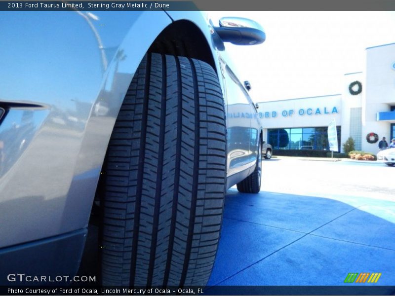 Sterling Gray Metallic / Dune 2013 Ford Taurus Limited