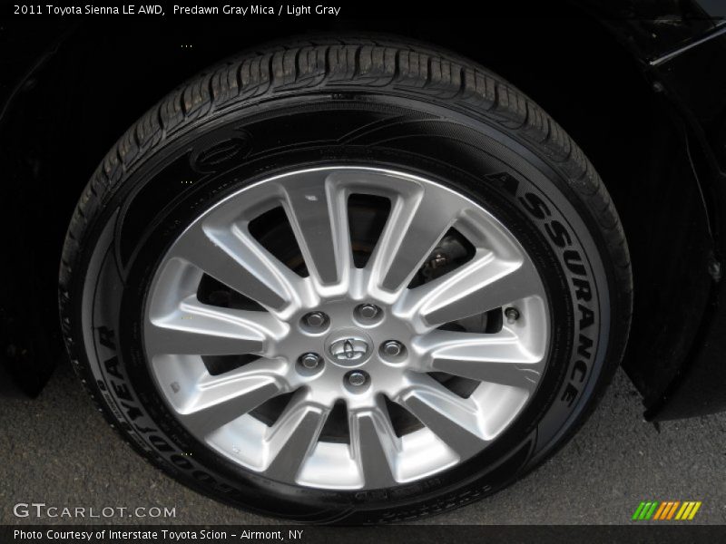 Predawn Gray Mica / Light Gray 2011 Toyota Sienna LE AWD