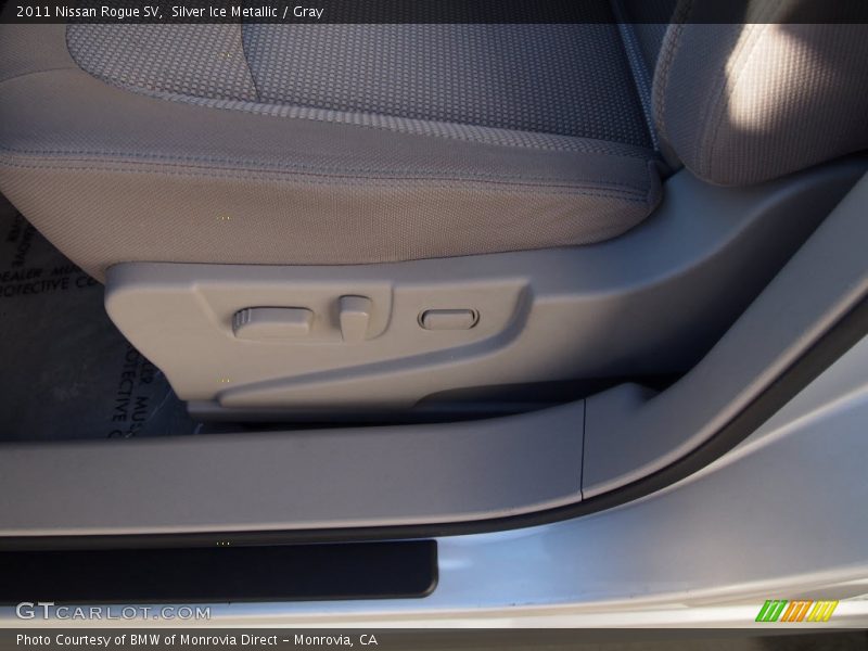 Silver Ice Metallic / Gray 2011 Nissan Rogue SV