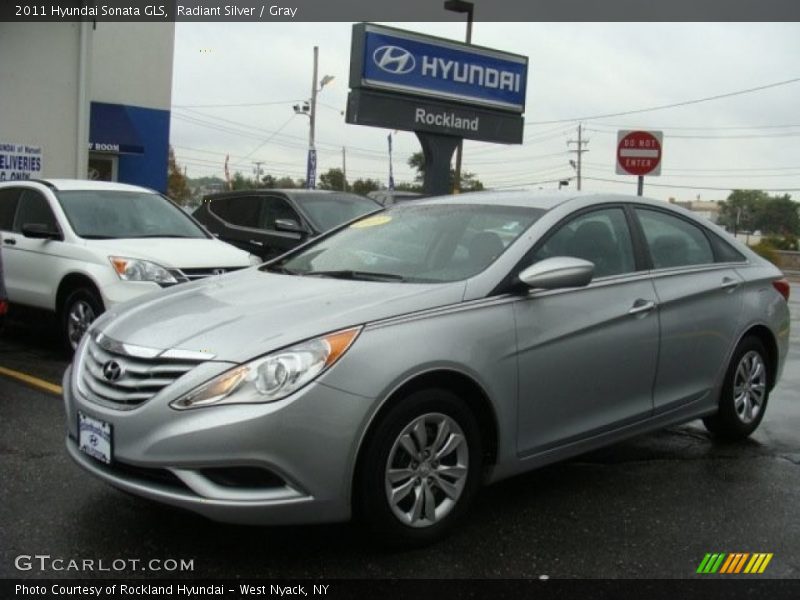 Radiant Silver / Gray 2011 Hyundai Sonata GLS