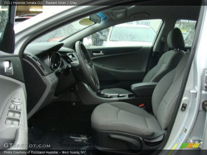 Radiant Silver / Gray 2011 Hyundai Sonata GLS