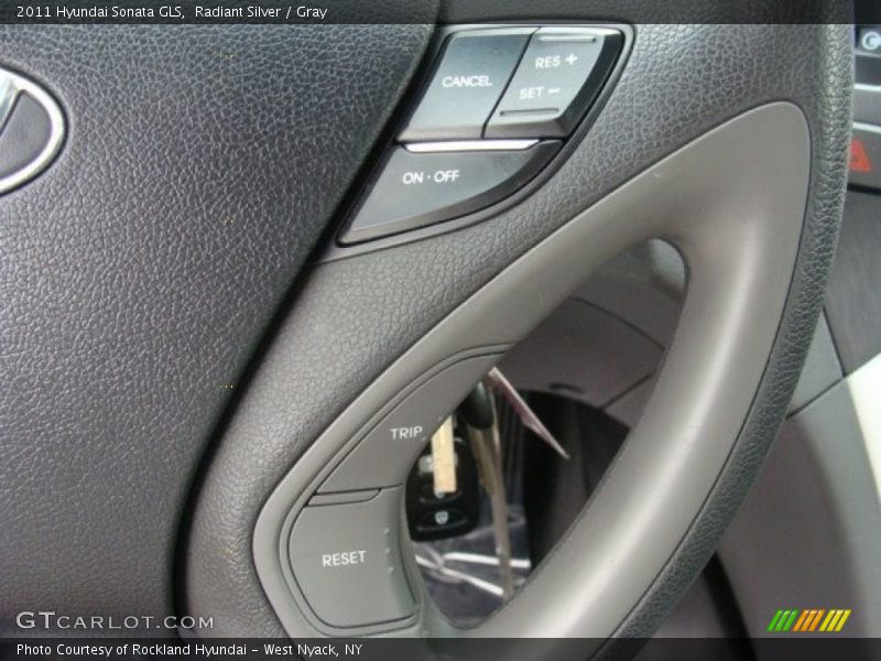 Radiant Silver / Gray 2011 Hyundai Sonata GLS