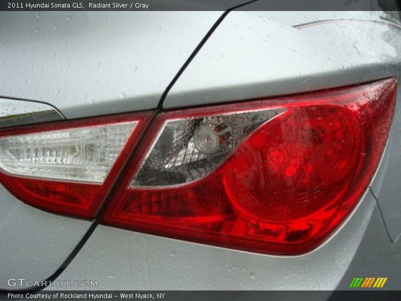 Radiant Silver / Gray 2011 Hyundai Sonata GLS