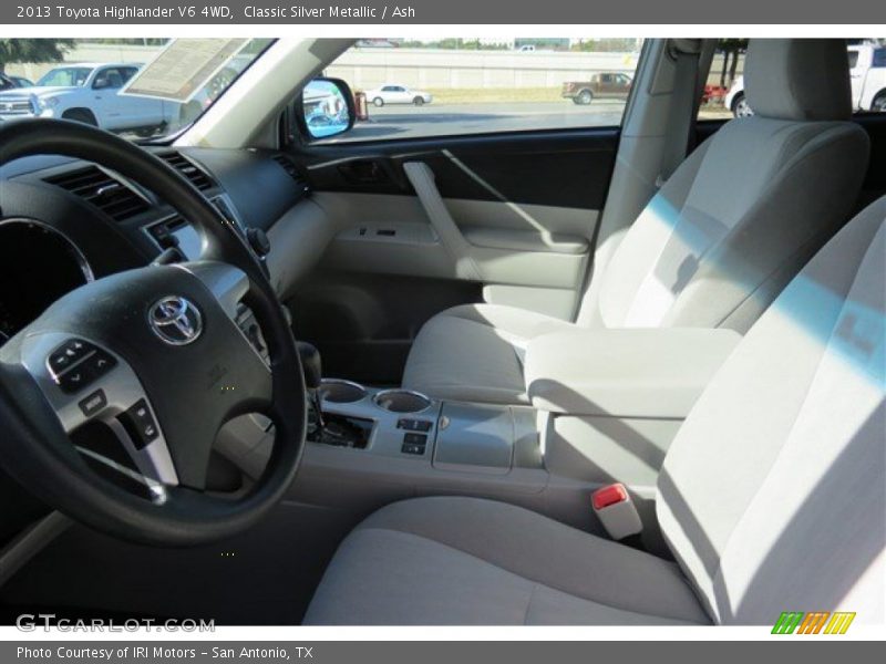 Classic Silver Metallic / Ash 2013 Toyota Highlander V6 4WD