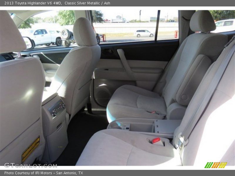 Classic Silver Metallic / Ash 2013 Toyota Highlander V6 4WD