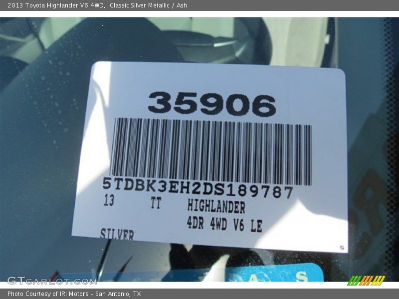 Classic Silver Metallic / Ash 2013 Toyota Highlander V6 4WD
