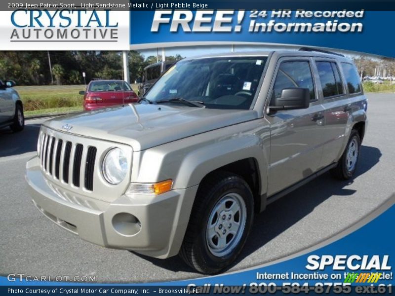 Light Sandstone Metallic / Light Pebble Beige 2009 Jeep Patriot Sport