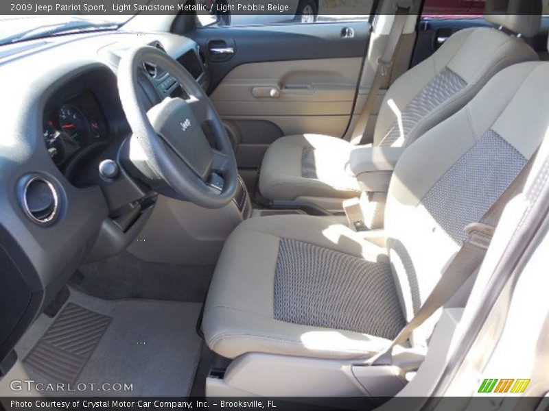 Light Sandstone Metallic / Light Pebble Beige 2009 Jeep Patriot Sport