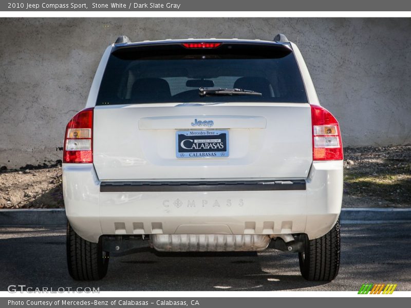 Stone White / Dark Slate Gray 2010 Jeep Compass Sport