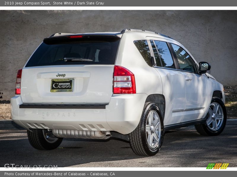 Stone White / Dark Slate Gray 2010 Jeep Compass Sport