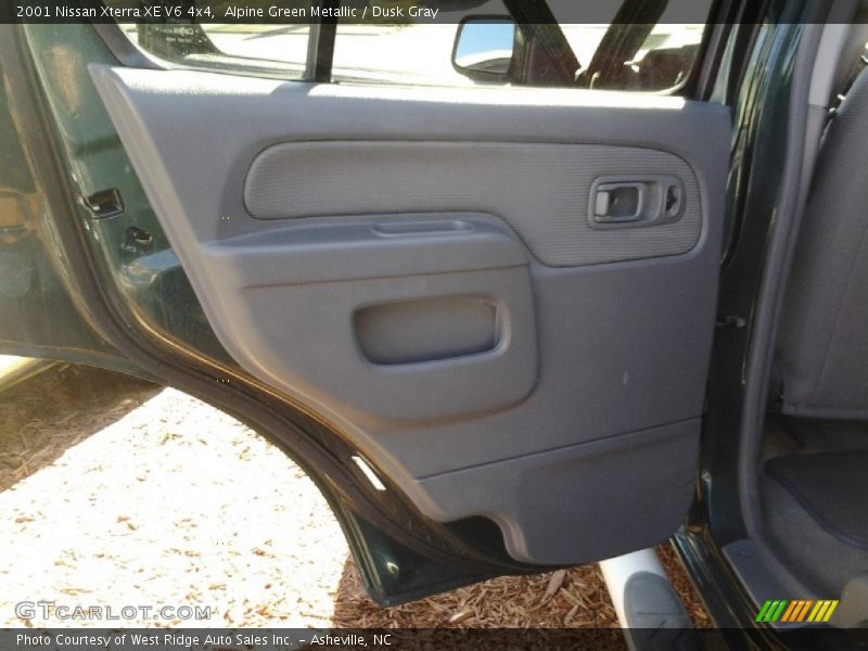 Alpine Green Metallic / Dusk Gray 2001 Nissan Xterra XE V6 4x4